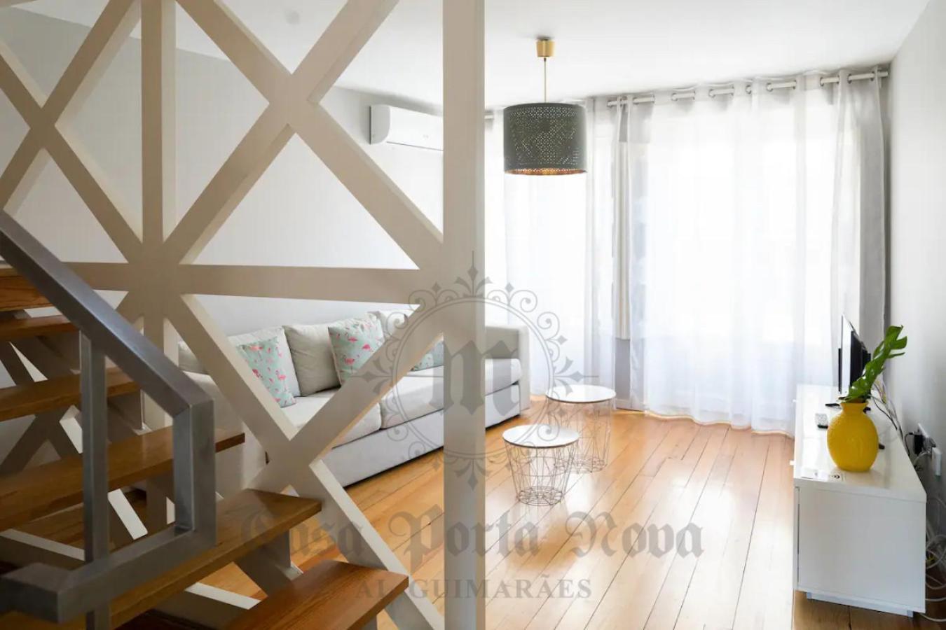 Casa Porta Nova Al Villa กิมาไรส์ ภายนอก รูปภาพ